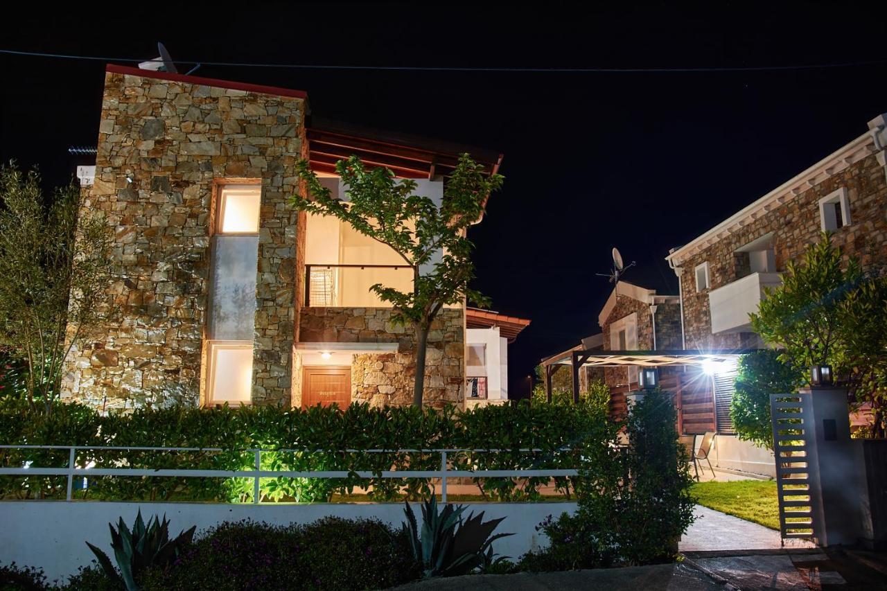 Petritis Villas Nea Iraklitsa Exterior foto